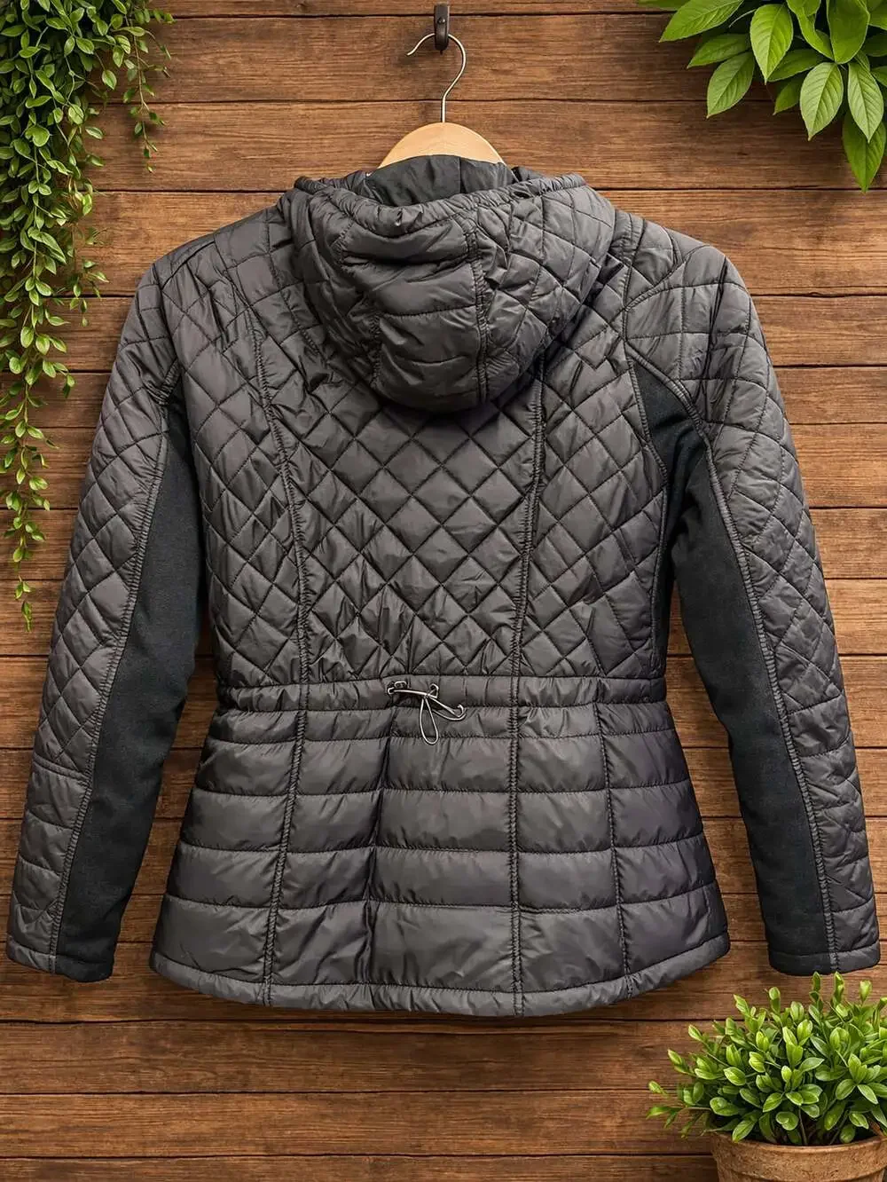 NWT Sebby Hooded Water-Resistant Diamond Quilted Jacket in Black Size M